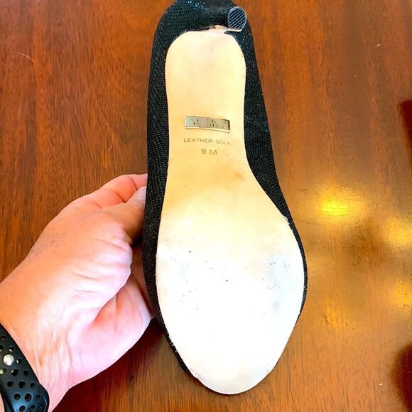 Badgley Mischka Kassidy ll black peep toe 4 1/2” heels Size 9 - Picture 9 of 12